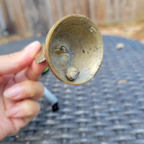 Beautiful Chinese Brass Crane Heron Bird Bell About 4" Tall Collectible - Picture 8 of 9